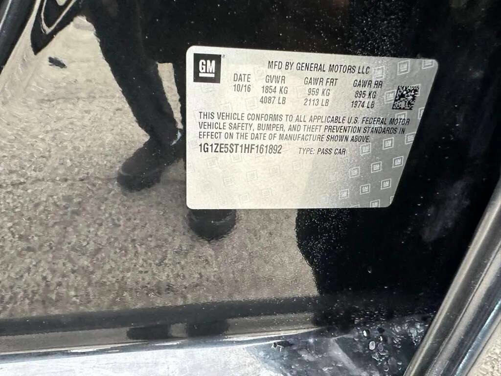 Used 2017 Chevrolet Malibu LT w/ LPO, Convenience Package 2 image 29