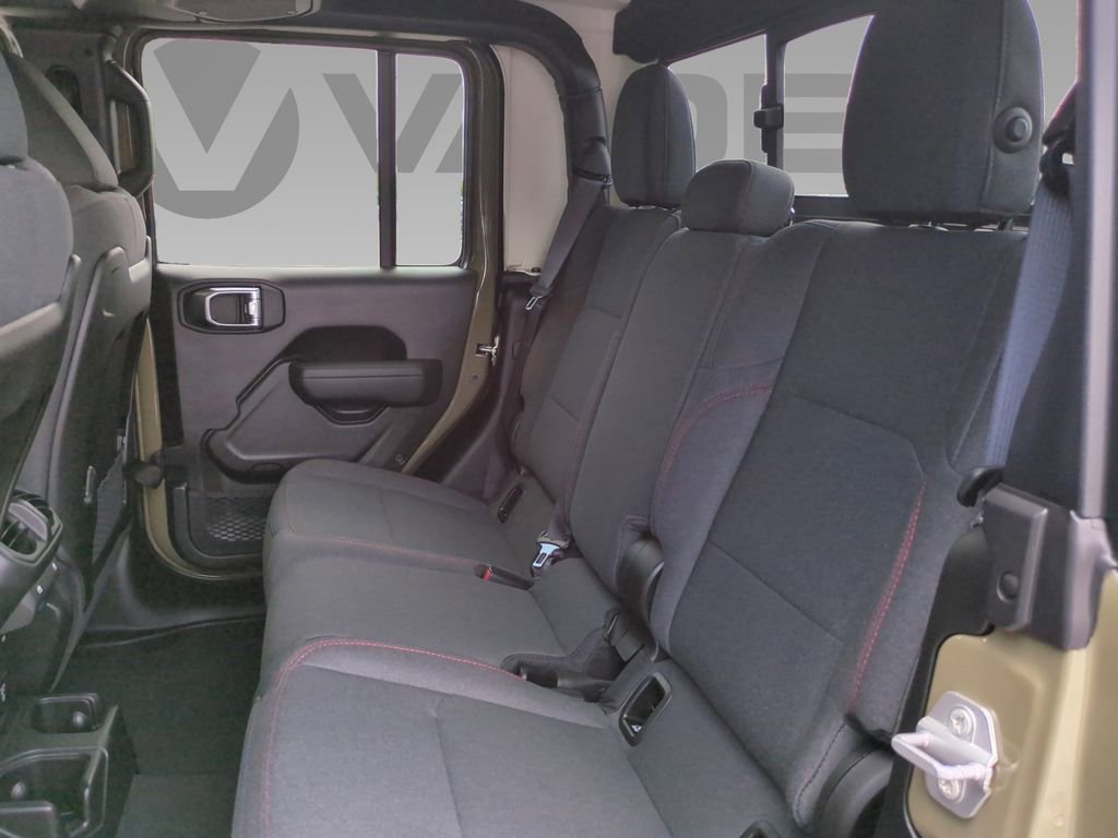 New 2025 Jeep Gladiator Rubicon w/ Convenience Group image 19