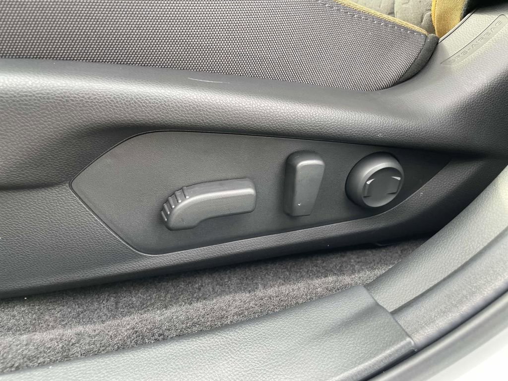 Used 2025 Subaru Crosstrek 2.5i Sport w/ Popular Package #4A image 8