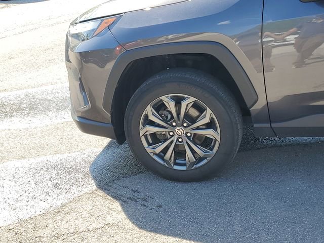 Used 2022 Toyota RAV4 Limited AWD/4WD image 8