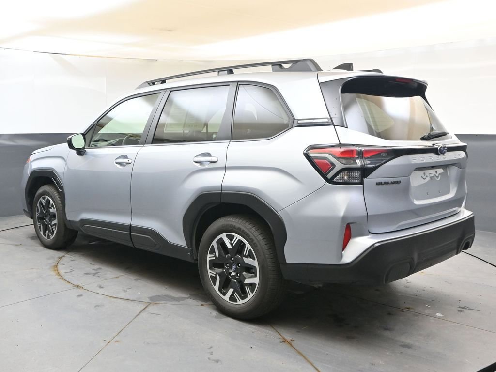 Certified 2025 Subaru Forester Premium image 3