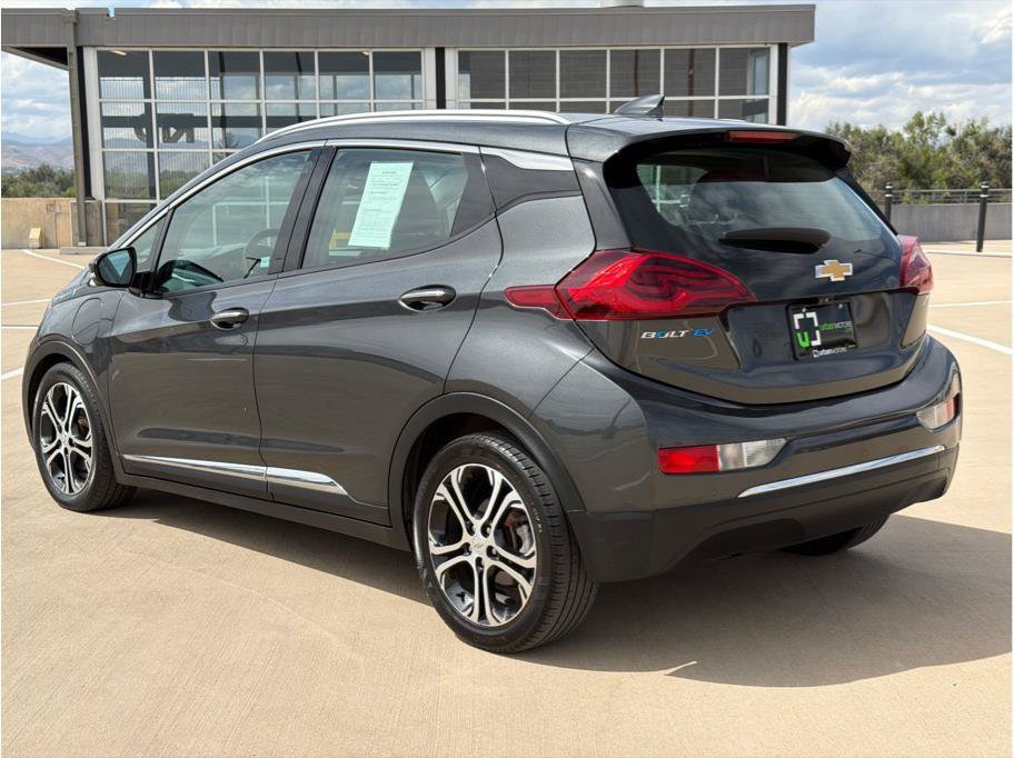Used 2018 Chevrolet Bolt Premier w/ Driver Confidence II Package FWD image 6
