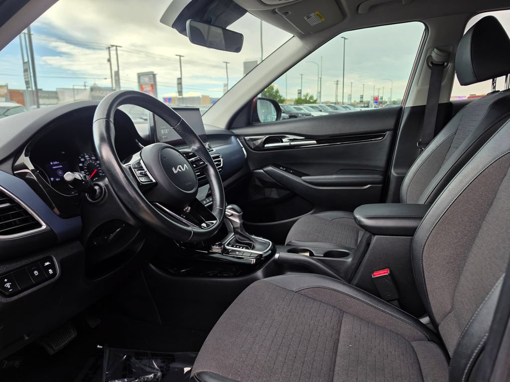 Certified 2022 Kia Seltos S AWD/4WD image 9