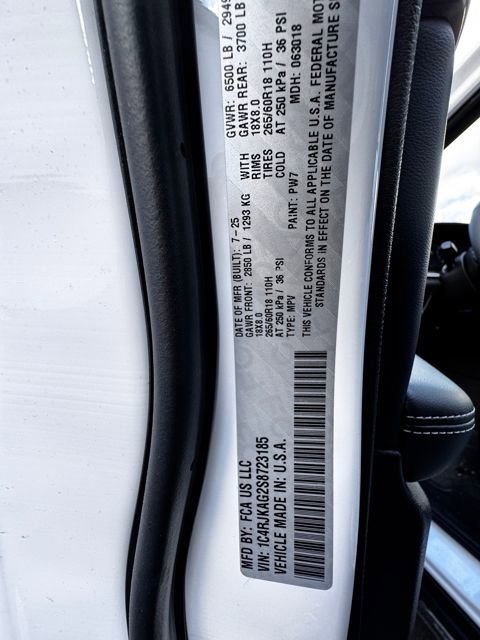 New 2025 Jeep Grand Cherokee L Altitude image 49