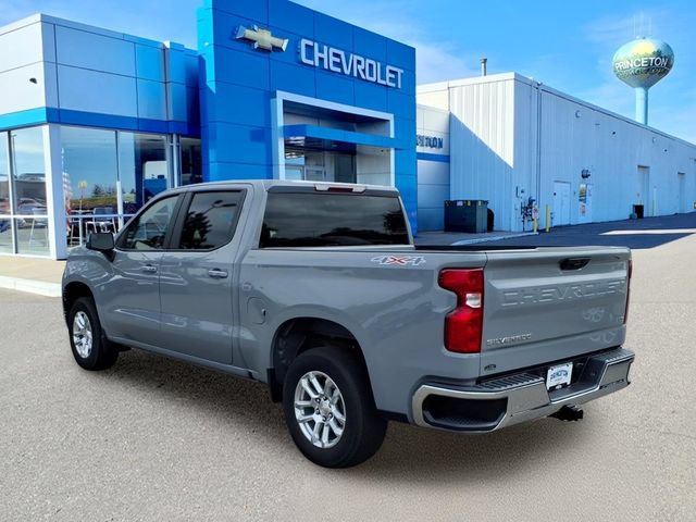 Used 2024 Chevrolet Silverado 1500 LT AWD/4WD image 6