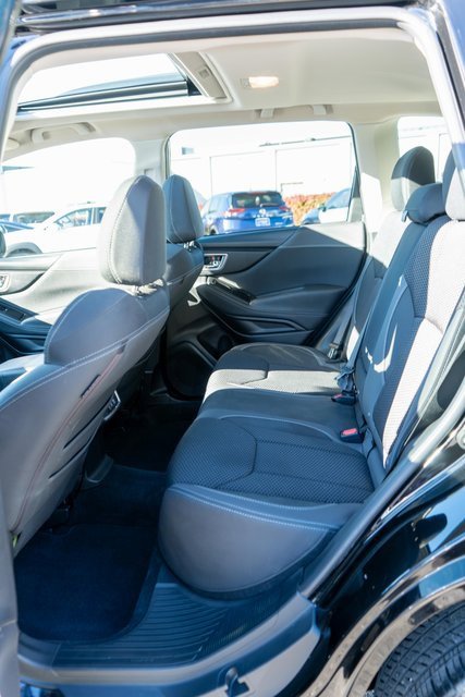 Used 2021 Subaru Forester Premium image 11