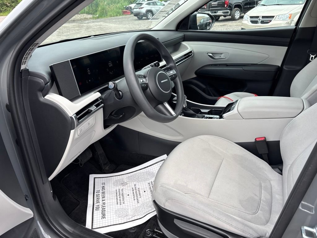 Used 2026 Hyundai Tucson SE AWD/4WD image 9