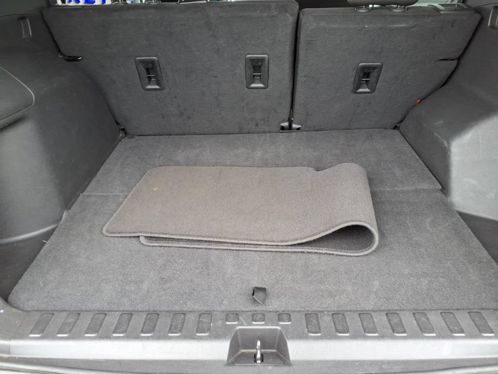 Used 2024 Chevrolet Equinox LT FWD image 25