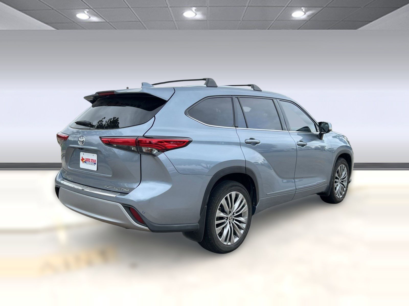 Used 2021 Toyota Highlander Platinum AWD/4WD image 9
