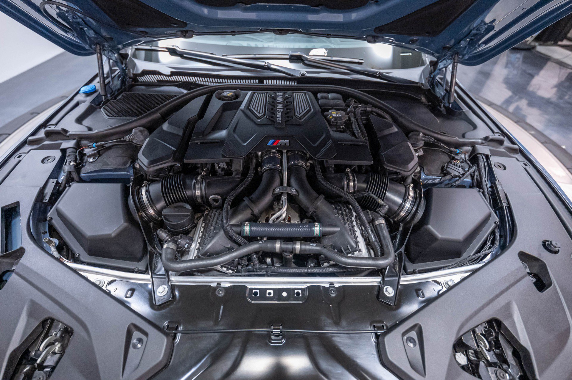Used 2022 BMW M8 Gran Coupe xDrive Competition w/ M Carbon Exterior Package AWD/4WD image 51