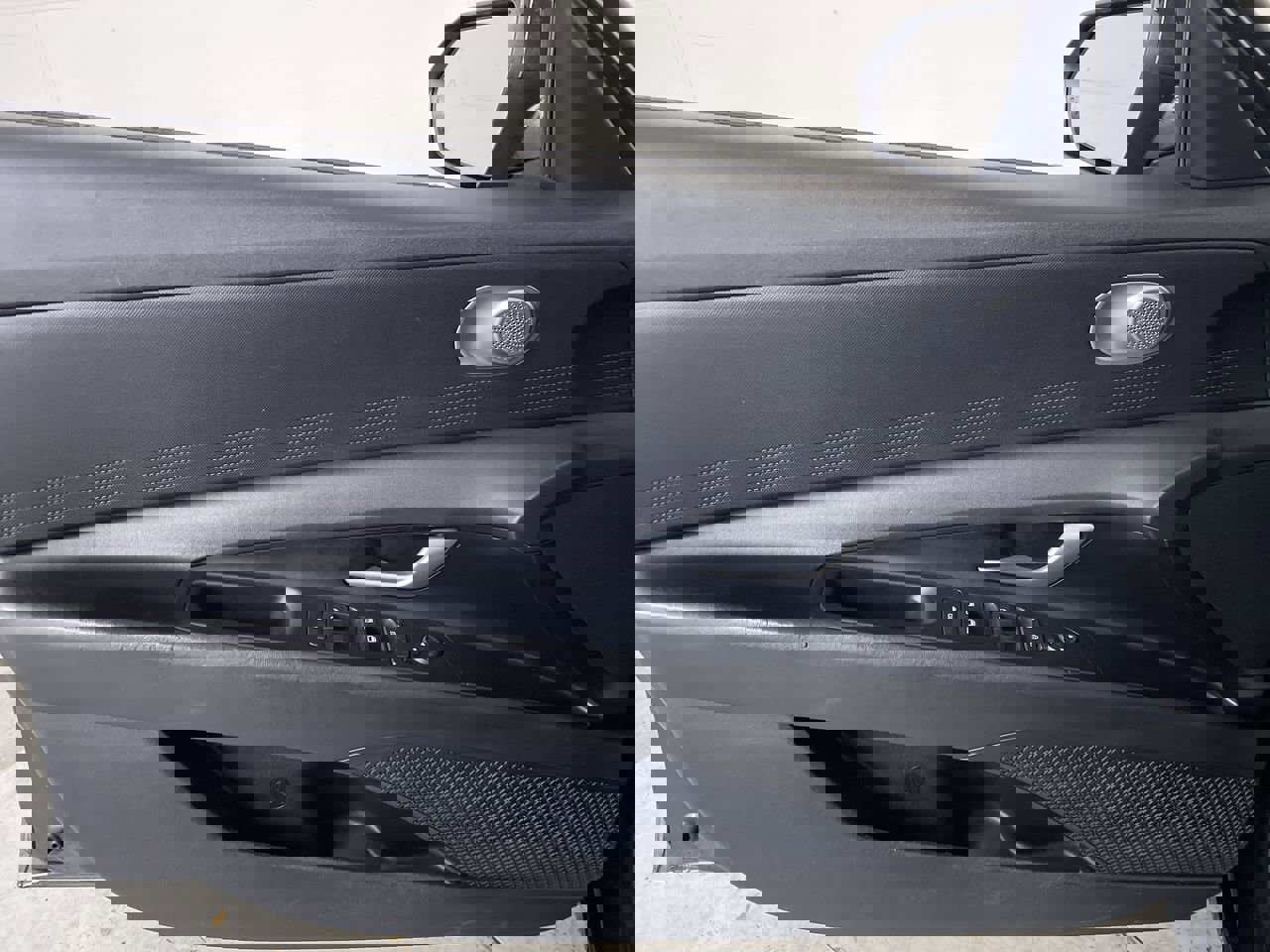 Used 2022 Hyundai Elantra SEL image 10