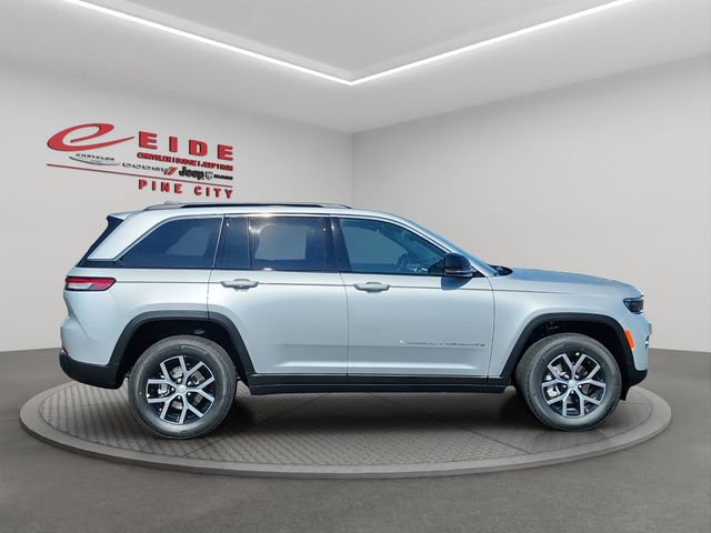 New 2025 Jeep Grand Cherokee Limited w/ Trailer Tow Package image 6