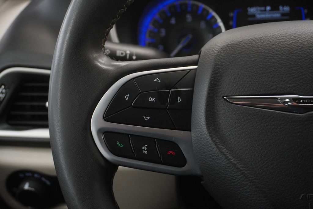 Certified 2023 Chrysler Voyager LX FWD image 37