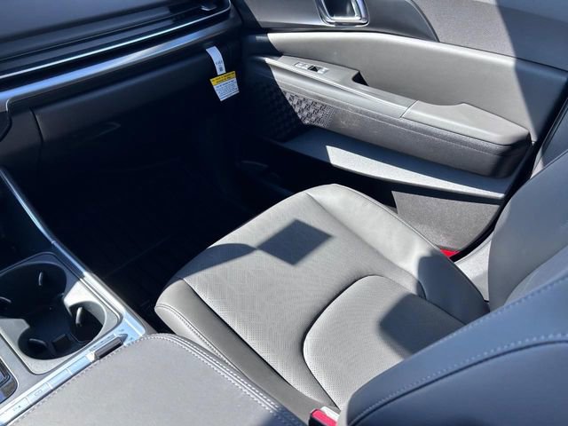 New 2026 Kia Carnival SX w/ SX Dark Edition Package FWD image 18