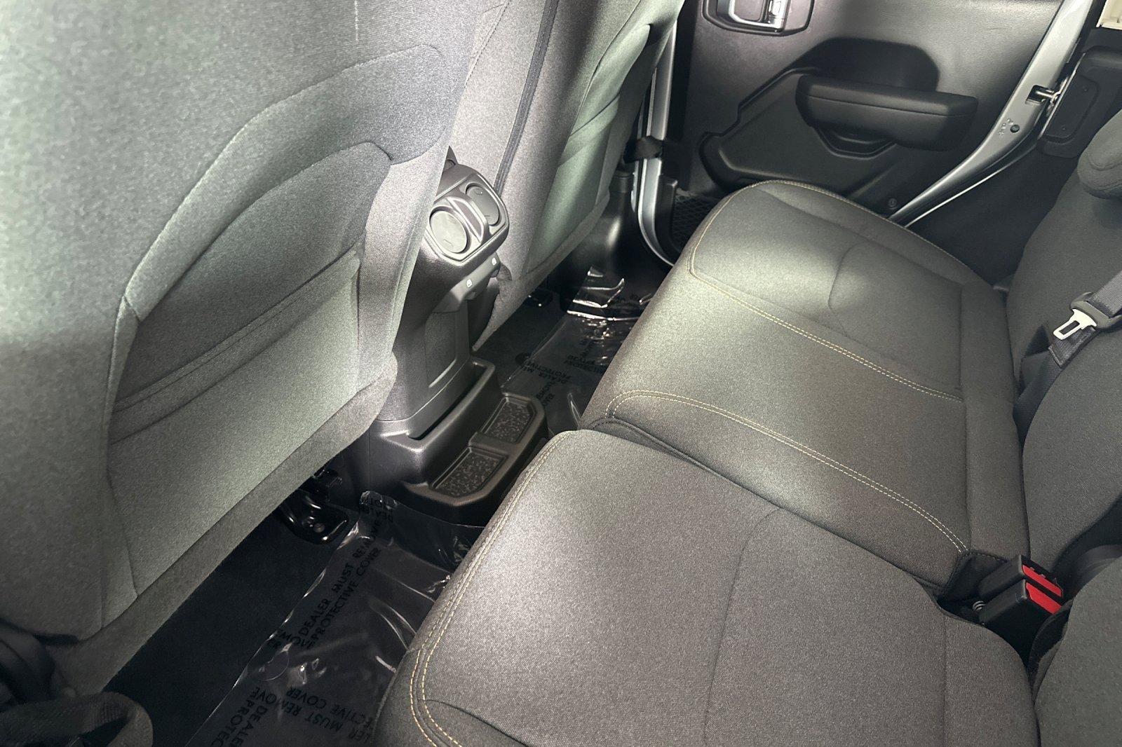 Used 2024 Jeep Wrangler Unlimited w/ Convenience Group image 11