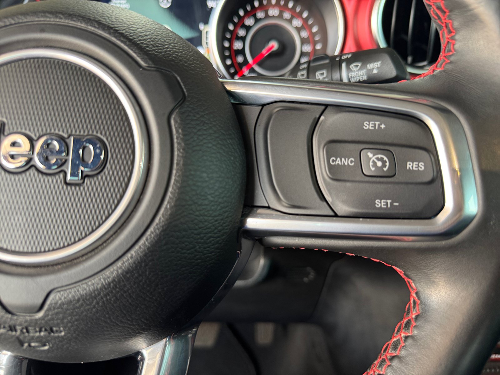 Certified 2022 Jeep Wrangler Rubicon AWD/4WD image 17