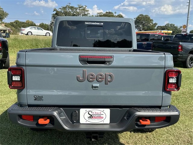 New 2025 Jeep Gladiator Mojave image 3