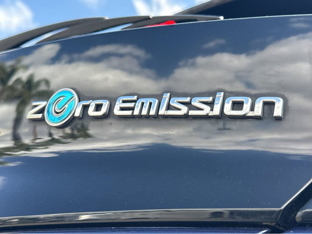 Used 2019 Nissan Leaf S Plus w/ Protection Package FWD image 36