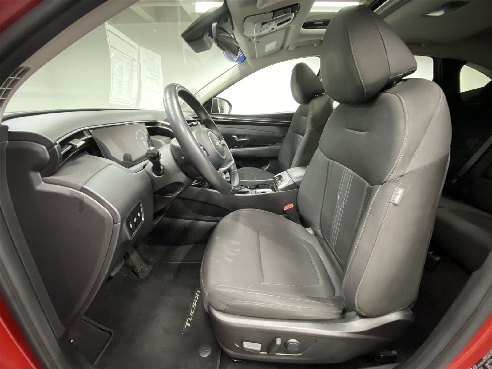 Used 2022 Hyundai Tucson SEL w/ Convenience Package AWD/4WD image 17