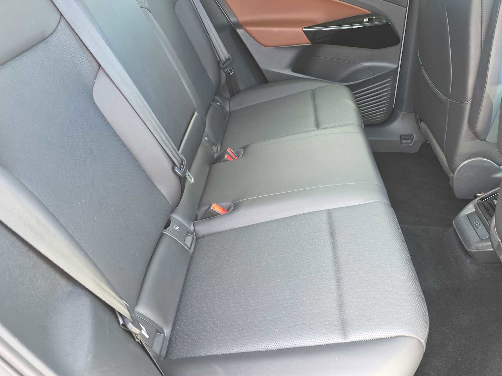 Used 2021 Volkswagen ID.4 Pro S image 17