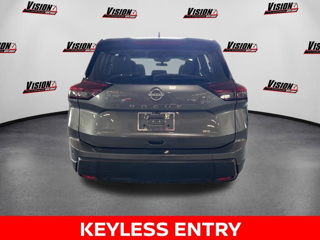 Certified 2026 Nissan Rogue SV AWD/4WD image 7