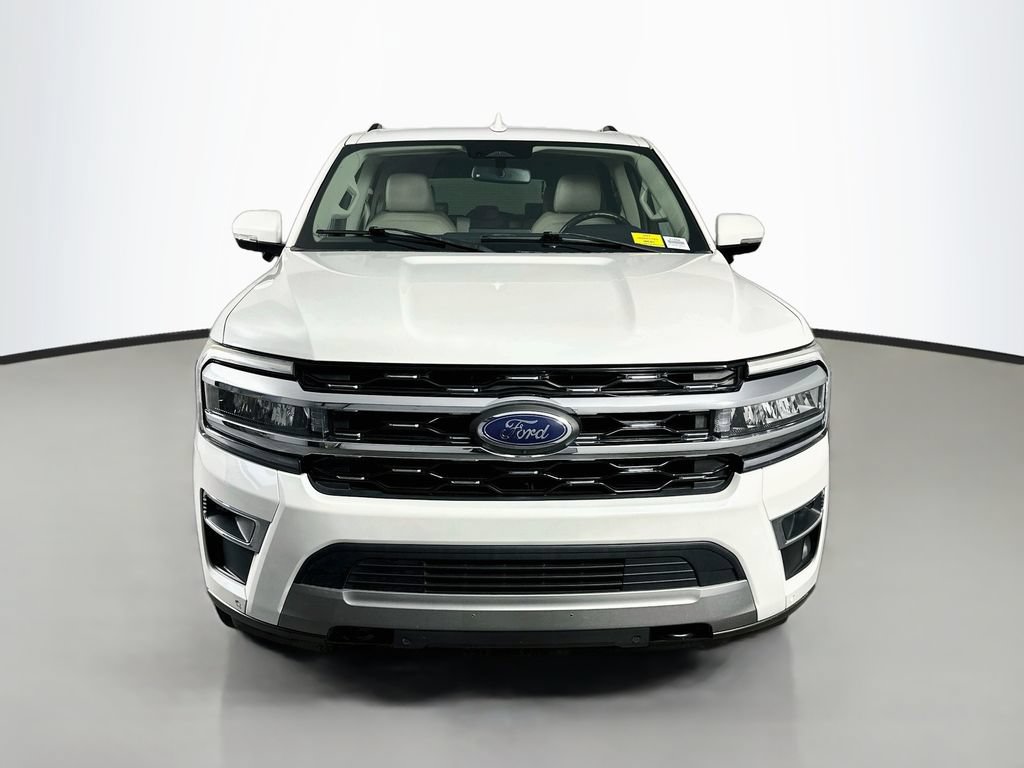 Used 2022 Ford Expedition Max Limited AWD/4WD image 2
