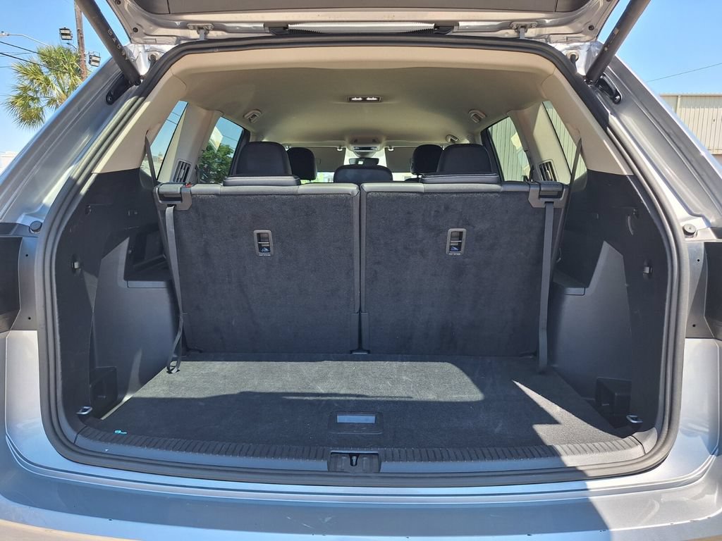 Used 2025 Volkswagen Atlas SE FWD image 24