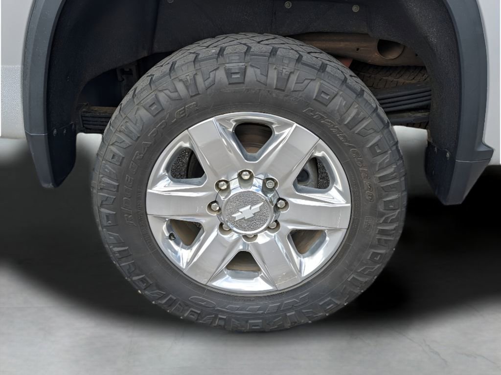 Used 2020 Chevrolet Silverado 2500 LTZ image 3