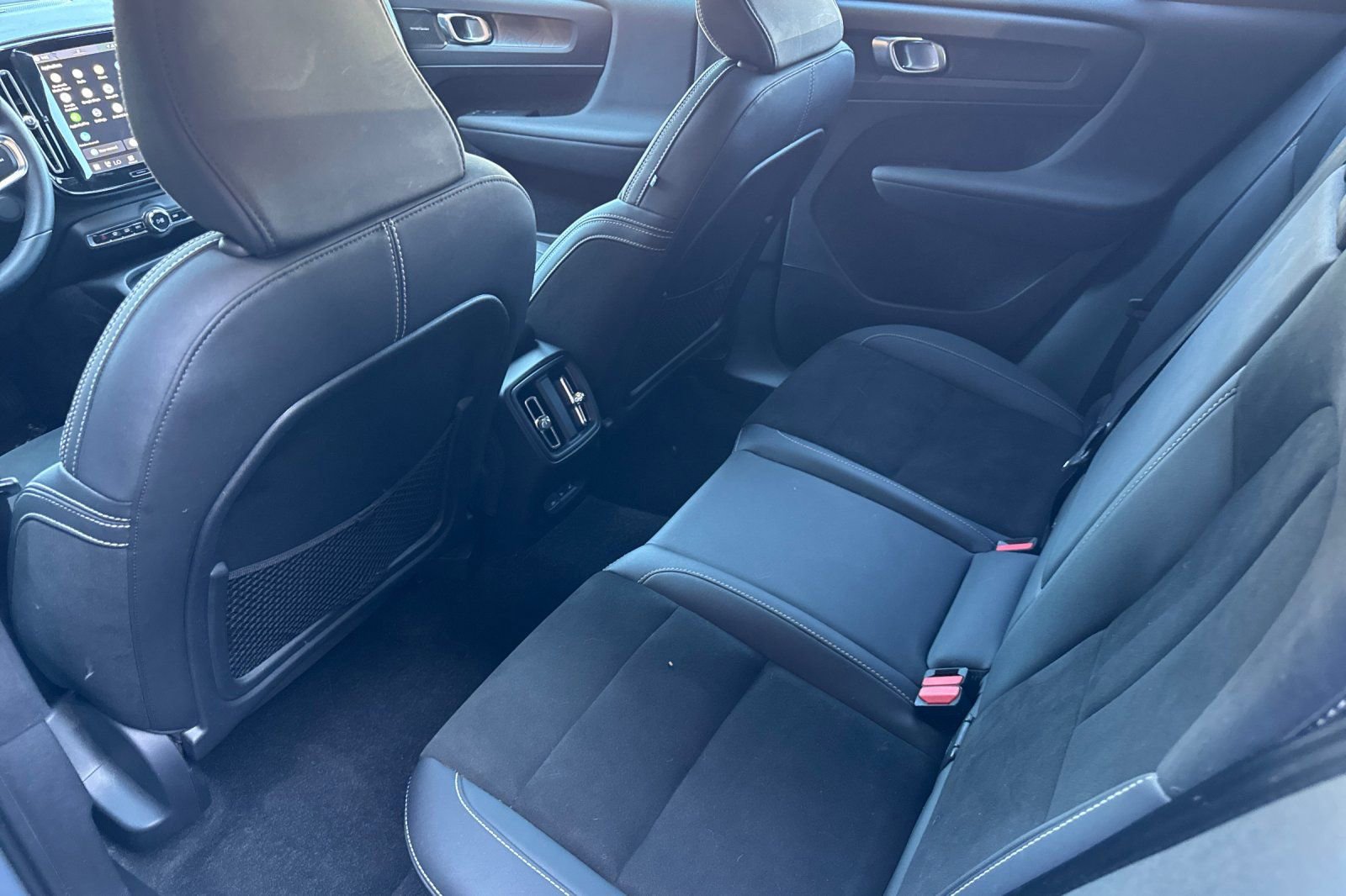 Certified 2023 Volvo XC40 Recharge Ultimate w/ Protection Package Premier AWD/4WD image 5