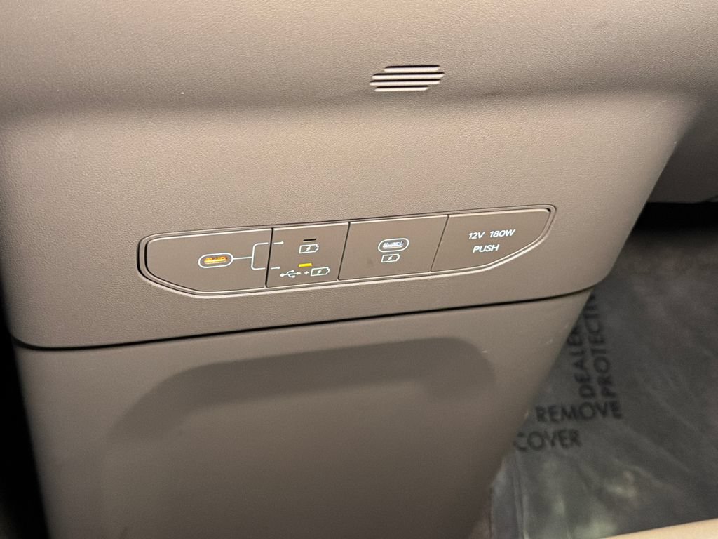 Certified 2024 Kia EV9 Land AWD/4WD image 37
