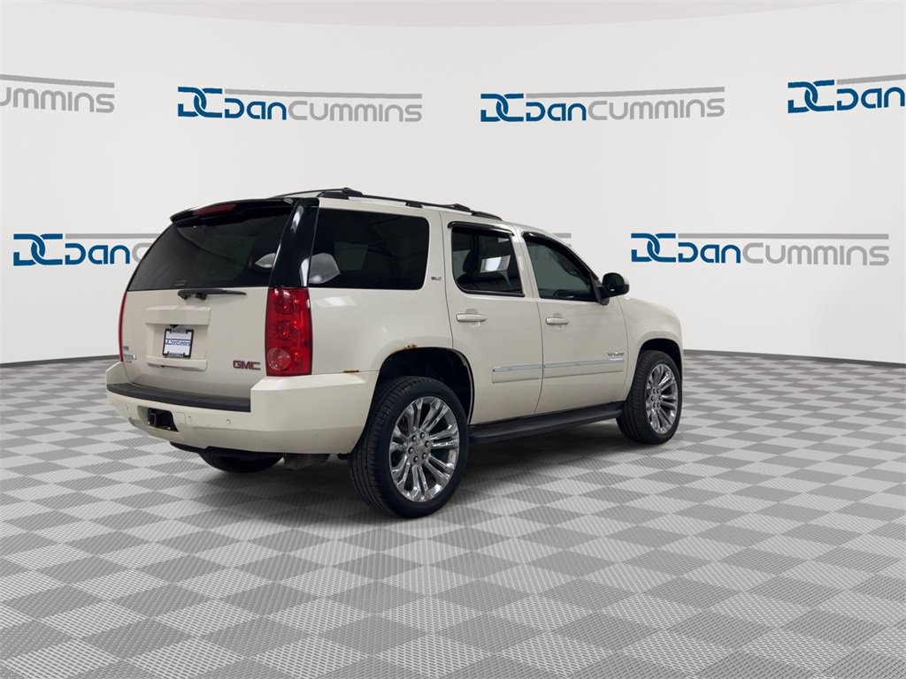 Used 2012 GMC Yukon SLT w/ SLT-2 Equipment Package image 8