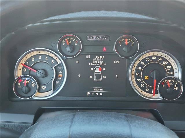 Used 2017 RAM 1500 Laramie w/ Convenience Group AWD/4WD image 11