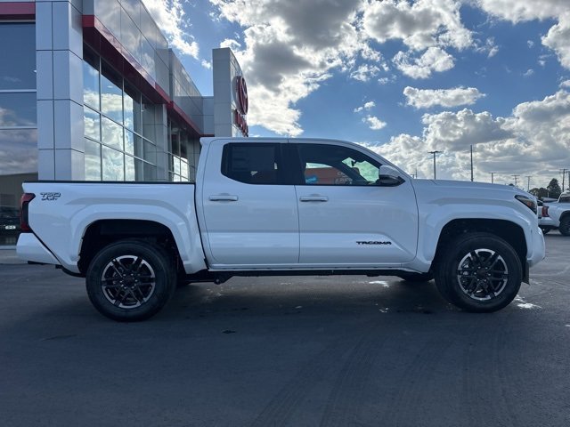 New 2025 Toyota Tacoma TRD Sport image 8