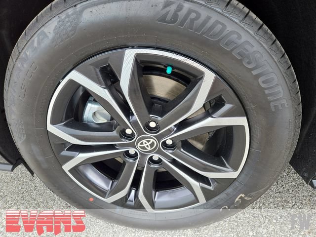 New 2026 Toyota Sienna Platinum AWD/4WD image 28