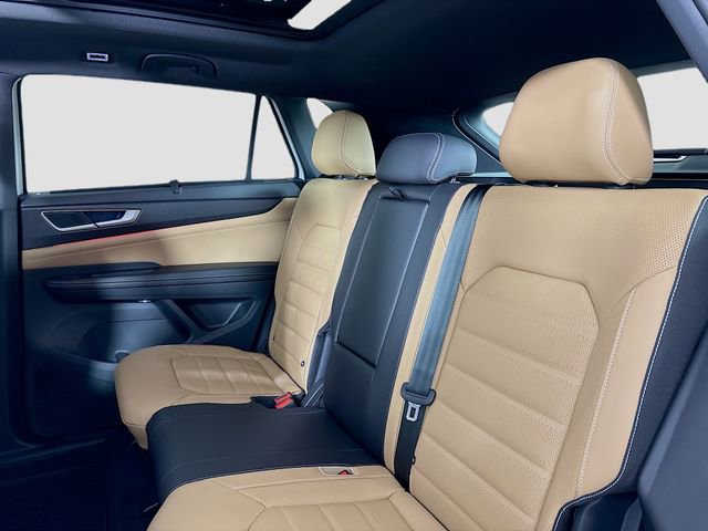 New 2026 Volkswagen Atlas Cross Sport SEL R-Line image 25