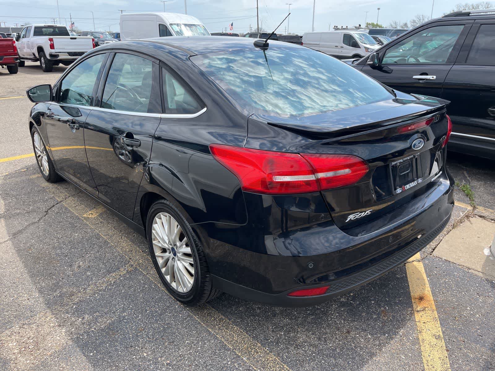 Used 2017 Ford Focus Titanium FWD image 9