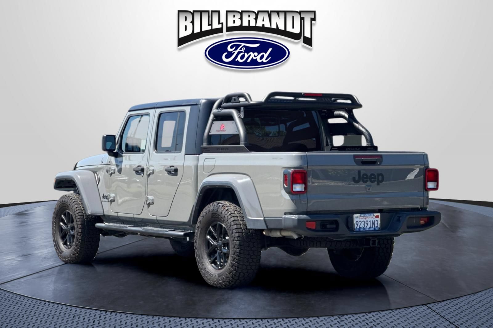 Used 2022 Jeep Gladiator Sport AWD/4WD image 5