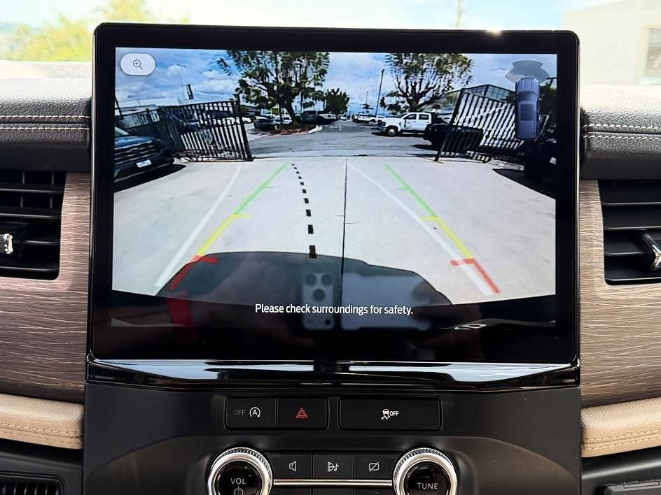 Certified 2024 Ford Expedition Max Limited image 33