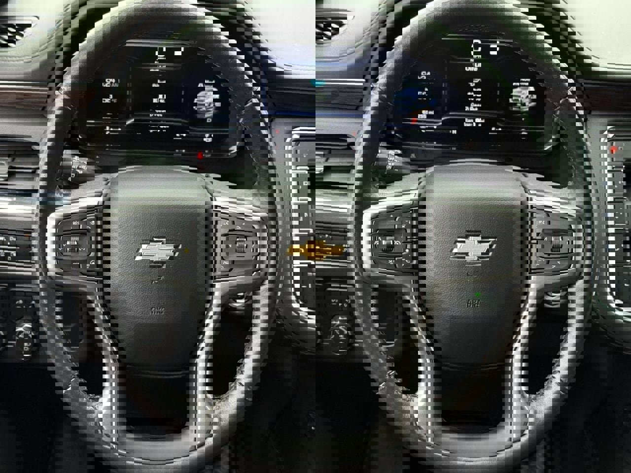 Used 2022 Chevrolet Tahoe LT w/ Luxury Package image 11