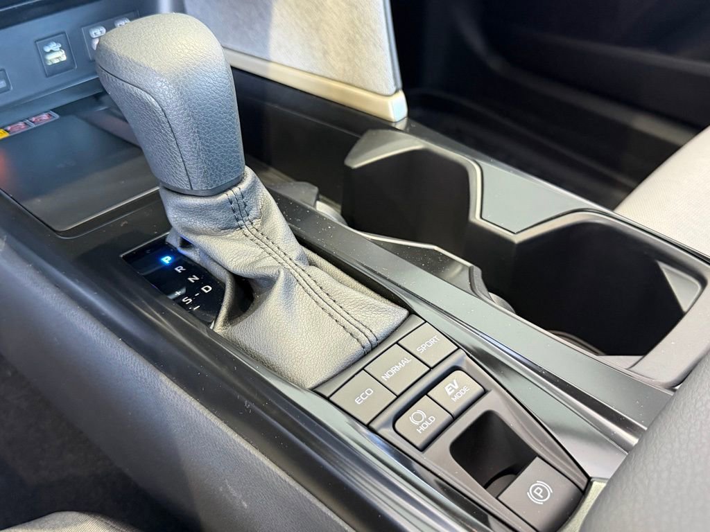 Certified 2026 Toyota Camry LE w/ Convenience Package image 27