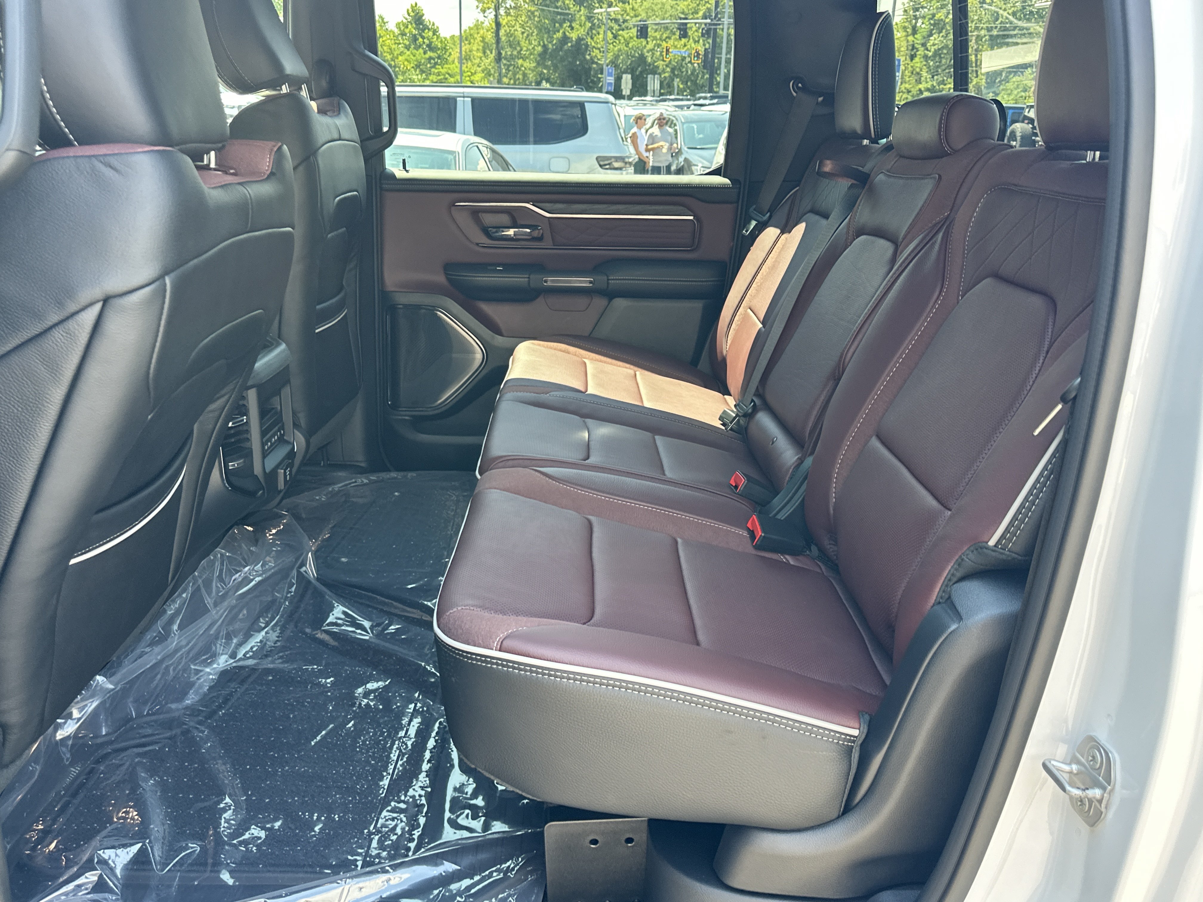 New 2027 RAM 1500 Limited AWD/4WD image 32
