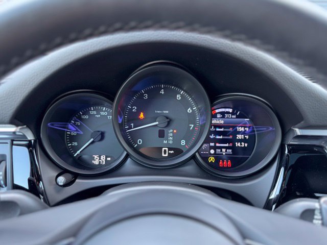 Certified 2026 Porsche Macan AWD/4WD image 22
