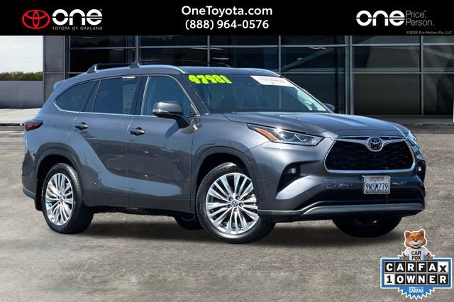 Used 2024 Toyota Highlander Platinum