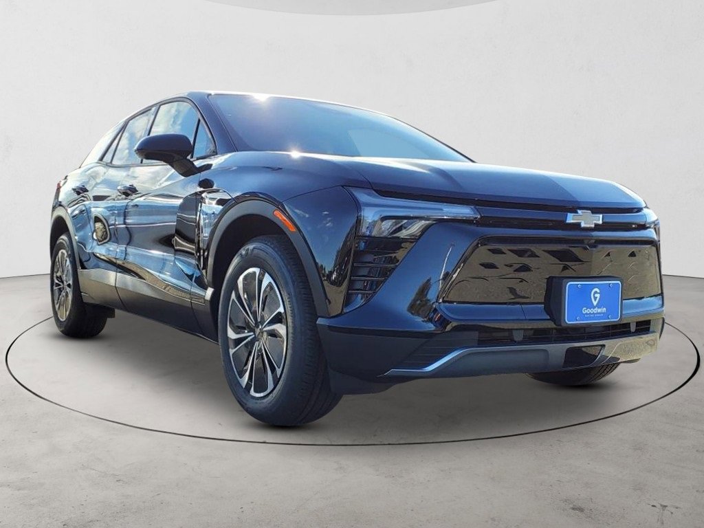New 2025 Chevrolet Blazer EV LT image 3