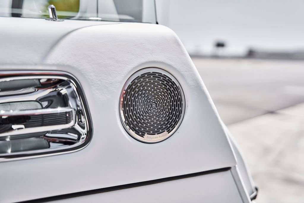 Used 2019 Rolls-Royce Wraith RWD image 31