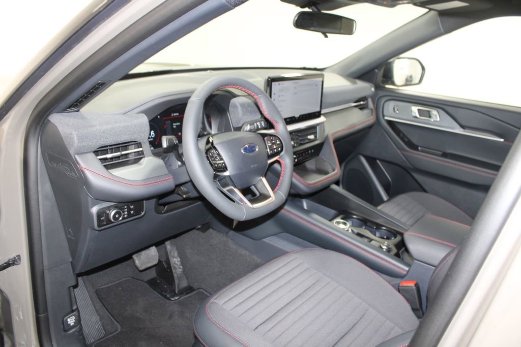 New 2026 Ford Explorer ST-Line image 23