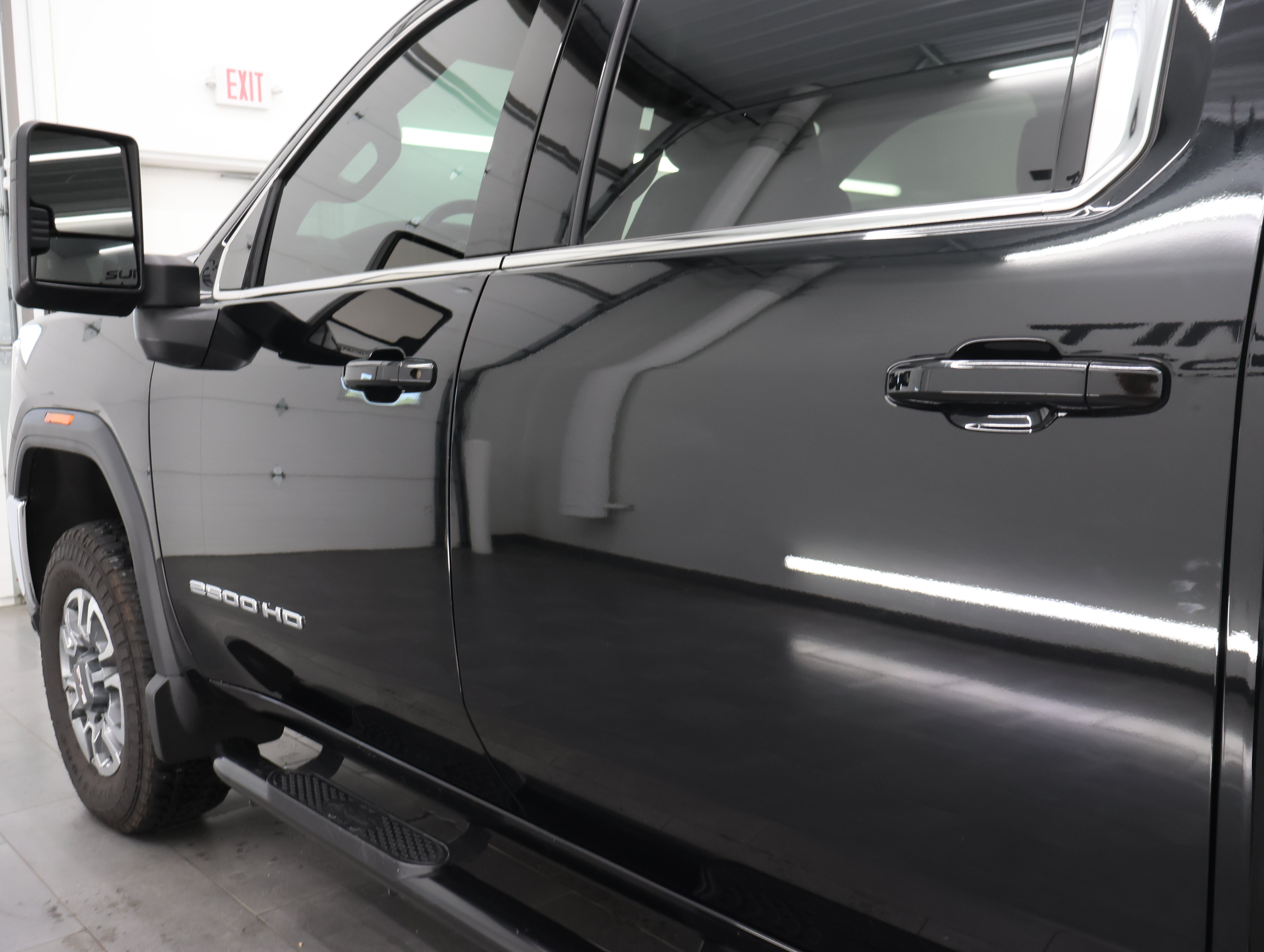 Used 2023 GMC Sierra 2500 SLE AWD/4WD image 30