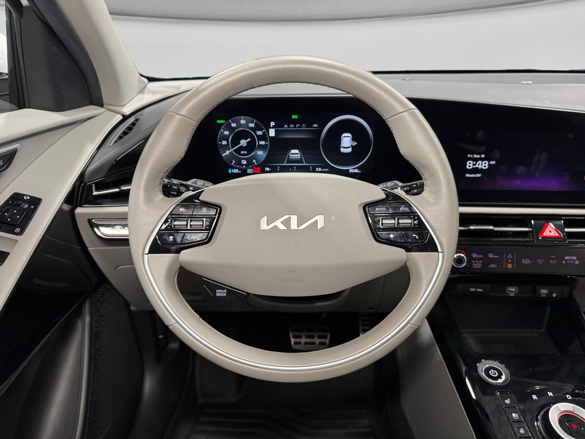 Used 2023 Kia Niro Wave w/ Wave Preserve Package FWD image 9