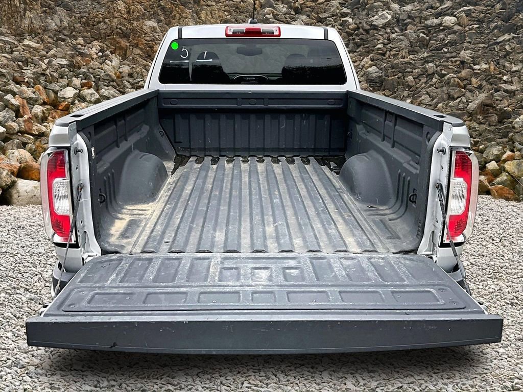 Used 2018 GMC Canyon SLE RWD image 13