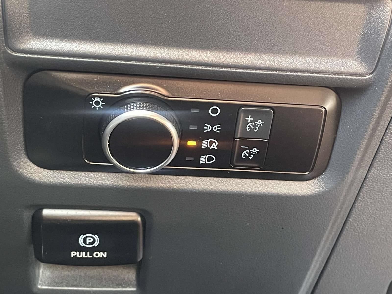 Used 2022 Ford Expedition XLT RWD image 24